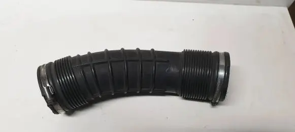 Volvo S80 Air intake hose/pipe 6898050