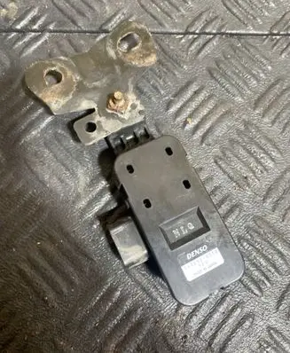 Jaguar XF X250 Air quality sensor 0136500010