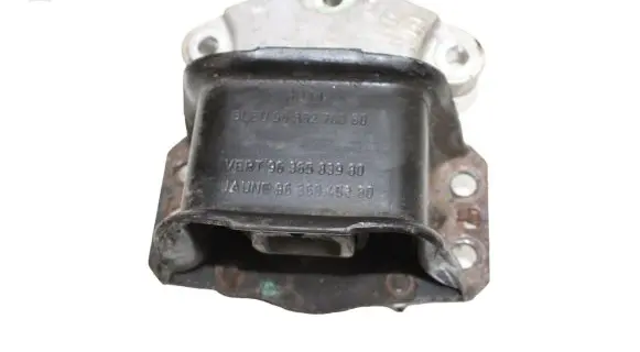 Peugeot RCZ Engine mount bracket 9636270080 9636583980