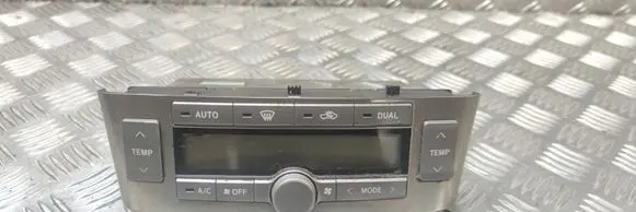 Toyota Avensis T250 Climate control unit 5590205050