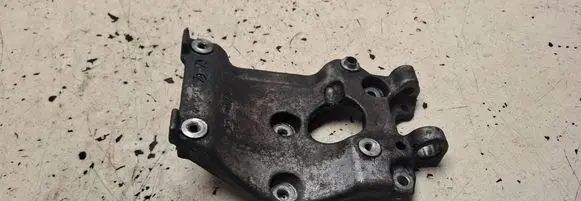 Ford Focus A/C compressor mount bracket 9646719580