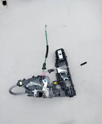 Mercedes-Benz E W213 Front door lock A2220063999