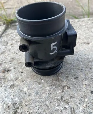 Audi A4 S4 B7 8E 8H Mass air flow meter