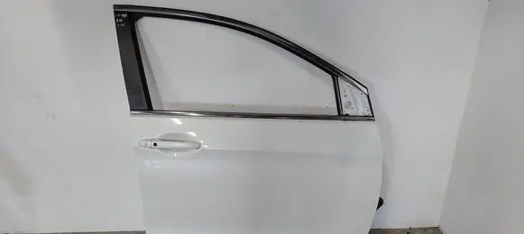 Honda CR-V Front door