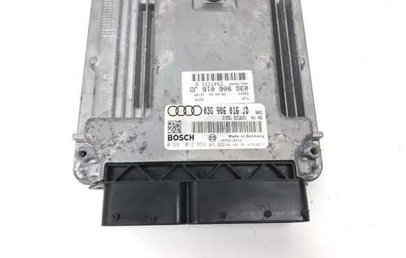 Audi A4 S4 B7 8E 8H Engine control unit/module 03G906016JD 0281012654 EDC16U31