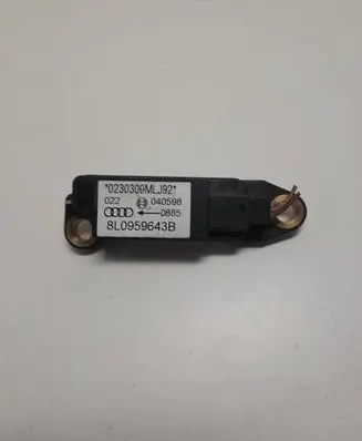 Audi A6 S6 C5 4B Airbag deployment crash/impact sensor 8L0959643B 040598 0230309MLJ92