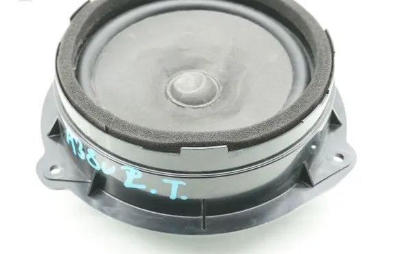 Audi A3 S3 8V Subwoofer speaker 8V4035411B