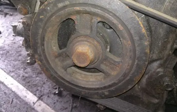 Mazda 6 Crankshaft pulley 
