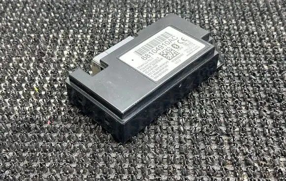 Dodge Durango III Bluetooth control unit module 68104910AC