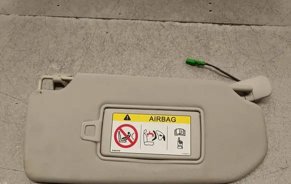 Volvo S90, V90 Sun visor