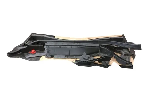 BMW X1 F48 F49 Wiper trim 