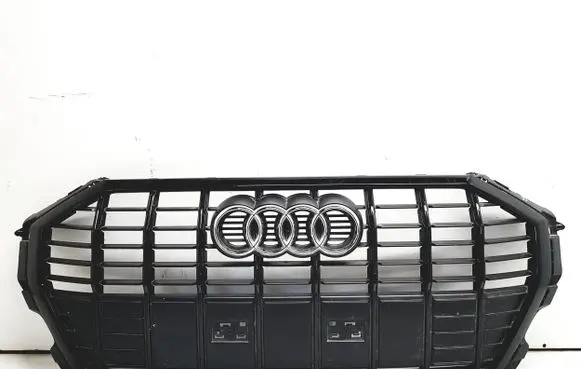 Audi Q3 F3 Front bumper upper radiator grill 83A853651E