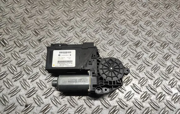Volkswagen Phaeton Front door window regulator motor 05074300 E038060501