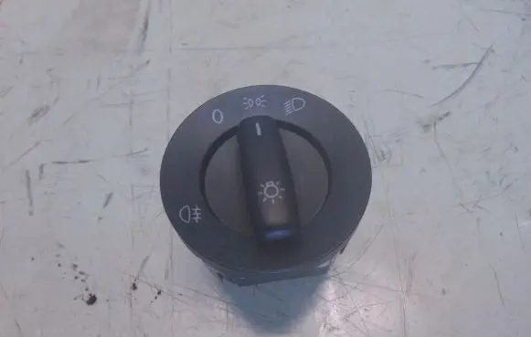 Volkswagen Golf V Light switch 1K0941431P