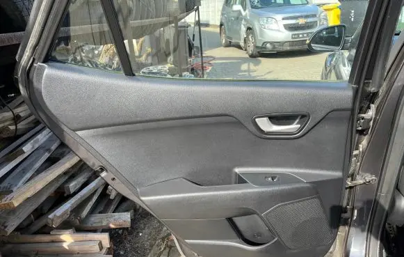 KIA Stonic Rear door card panel trim