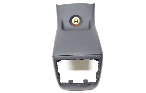 Audi Q3 8U Rear air vent grill 8U0864376A