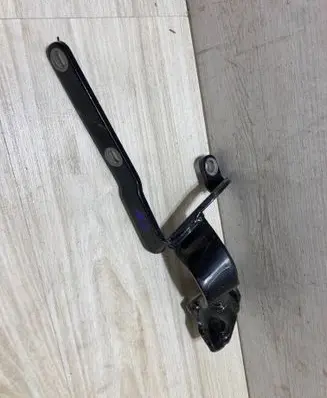 Audi A5 Tailgate/trunk/boot hinge 8W8827299A