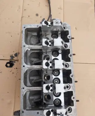 Skoda Octavia Mk2 (1Z) Engine head 038103373R