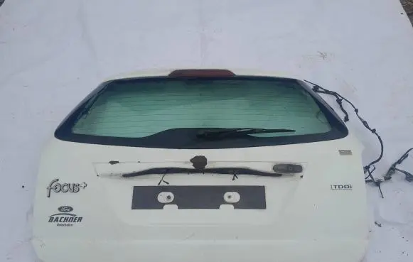 Ford Focus Tailgate/trunk/boot lid