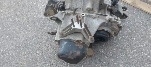 Mitsubishi Space Star Manual 5 speed gearbox 7700113677