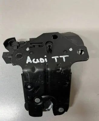 Audi TT TTS Mk2 Tailgate/trunk/boot lock/catch/latch 8P4827505B 8P4827505D
