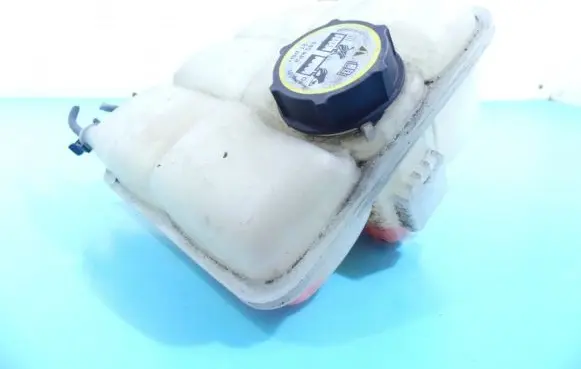 Ford C-MAX II Coolant expansion tank/reservoir 8V61-8K218-AE IMPRK1157739