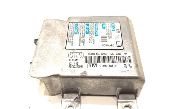 Honda CR-V Airbag deployment crash/impact sensor 77960-TLA-G220-M4