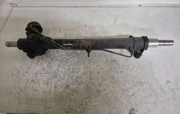 Volkswagen PASSAT B5.5 Steering rack 8D1422072A