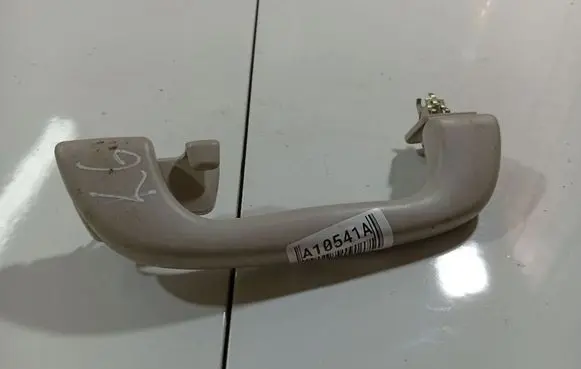 Rear interior roof grab handle