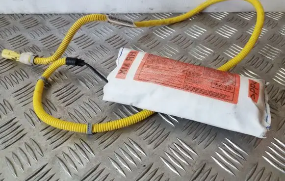 KIA Sorento Seat airbag