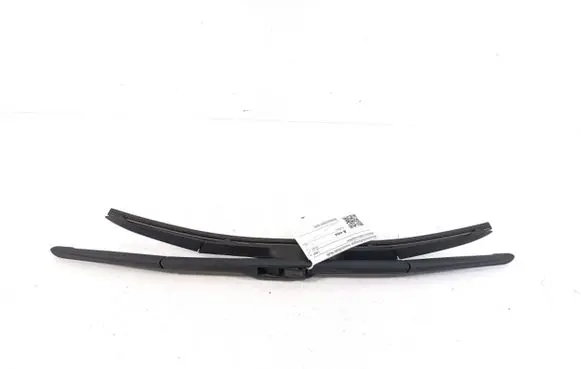Mitsubishi Eclipse Cross Front wiper blade arm