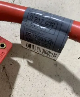 BMW 7 F01 F02 F03 F04 Positive cable (battery) 9217032