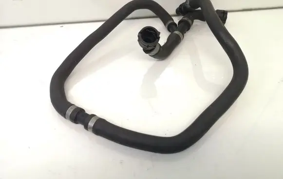BMW 5 E60 E61 Engine coolant pipe/hose 7512727