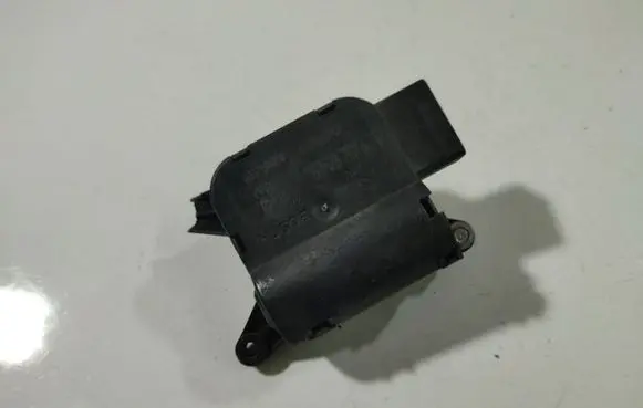 Lancia Musa Air flap motor/actuator 0132601312