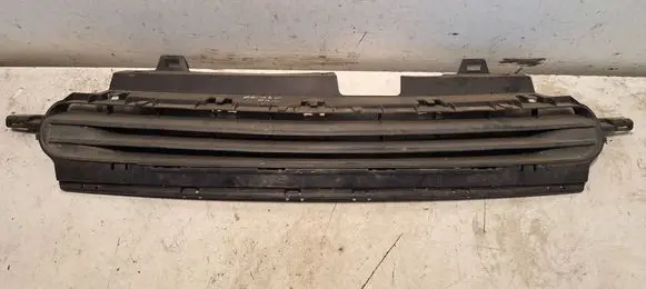 Citroen Xsara Picasso Front bumper upper radiator grill 9658223577