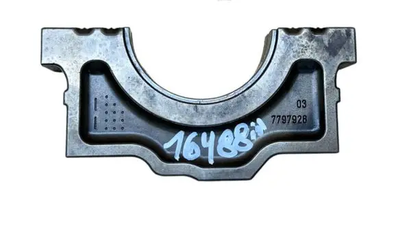 BMW 5 F10 F11 Crankshaft Holder 7797928