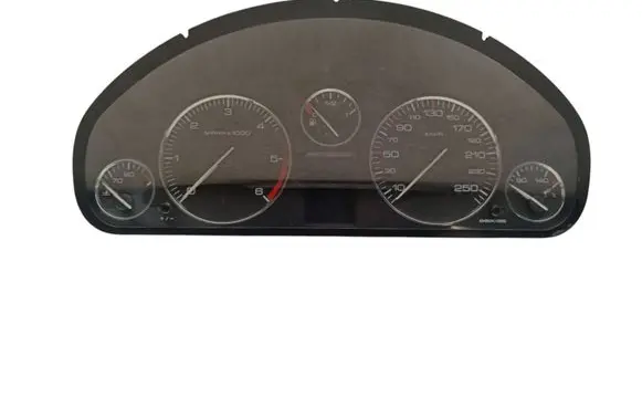 Peugeot 407 Speedometer (instrument cluster) A2C53010609