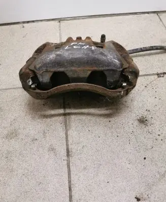 Nissan Leaf I (ZE0) Front brake caliper