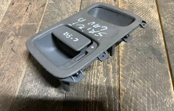 Rear door interior handle