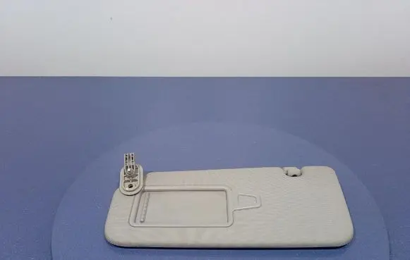 Sun visor