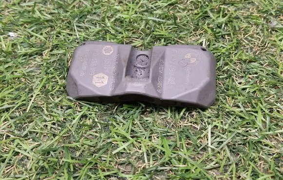 BMW 5 F10 F11 Tire pressure sensor 6779490 67794902