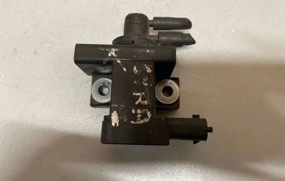 Opel Astra K Turbo air boost pressure sensor 55576356