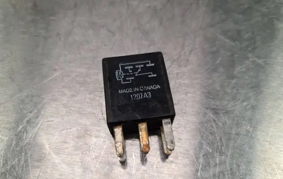 Chrysler 300M Other relay 05269988AA 21911C