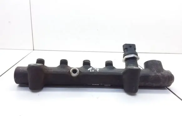 Opel Astra H Fuel main line pipe 0445214094 000341