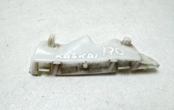 Nissan Qashqai Front bumper mounting bracket 62222JD000