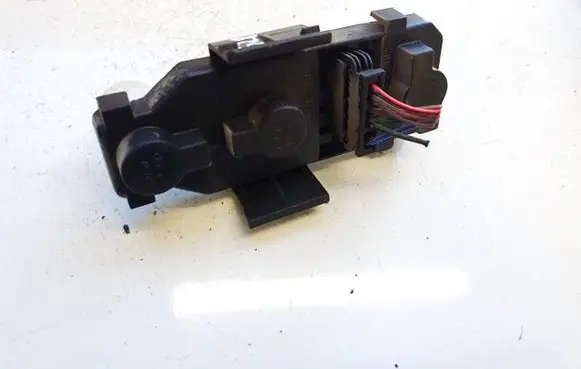 Audi A6 S6 C5 4B Tail light bulb cover holder rfbl3158b