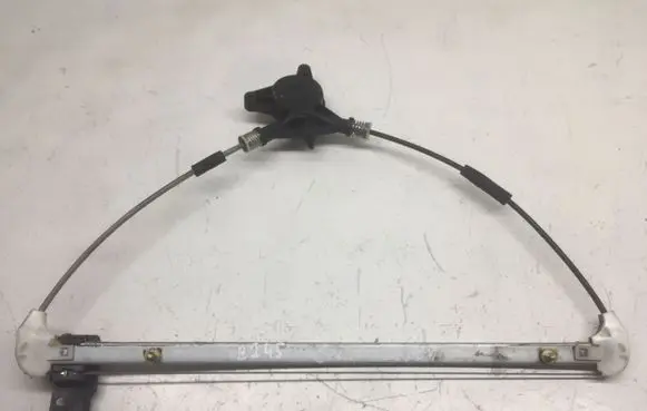 Mazda 3 I Rear window lifting mechanism without motor Y15A25