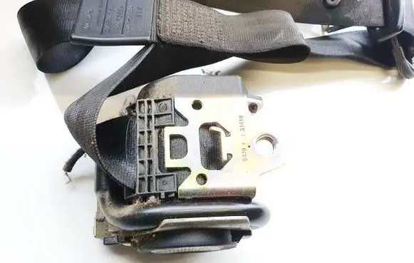Audi A3 S3 8P Front seatbelt 602134200