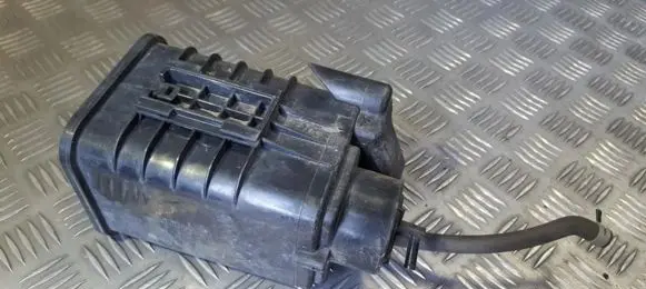 Toyota Corolla Verso E121 Active carbon filter fuel vapour canister 7770412490 77704-12490