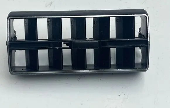 Mercedes-Benz S W126 Dash center air vent grill